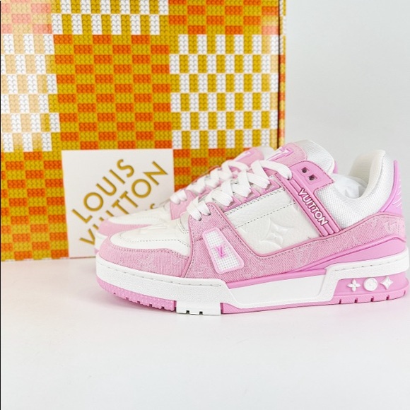 Louis Vuitton Trainer Sneakers   Size 6 - Picture 1 of 9